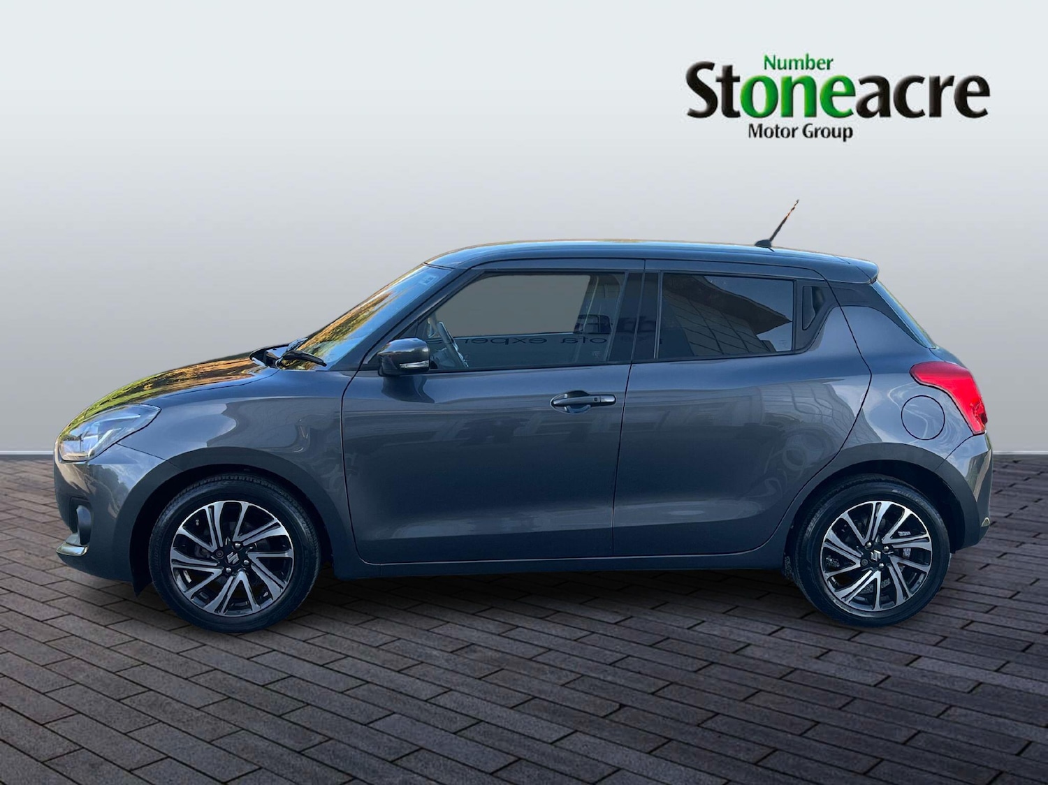 Used Suzuki Swift 2022 for sale - 76122702: Photo 4