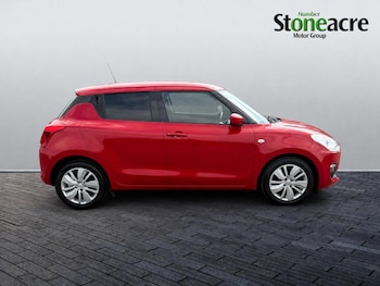 Used Suzuki Swift 2018 for sale - 79576703: Photo