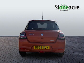 Used Suzuki Swift 2024 for sale - 77783795: Photo