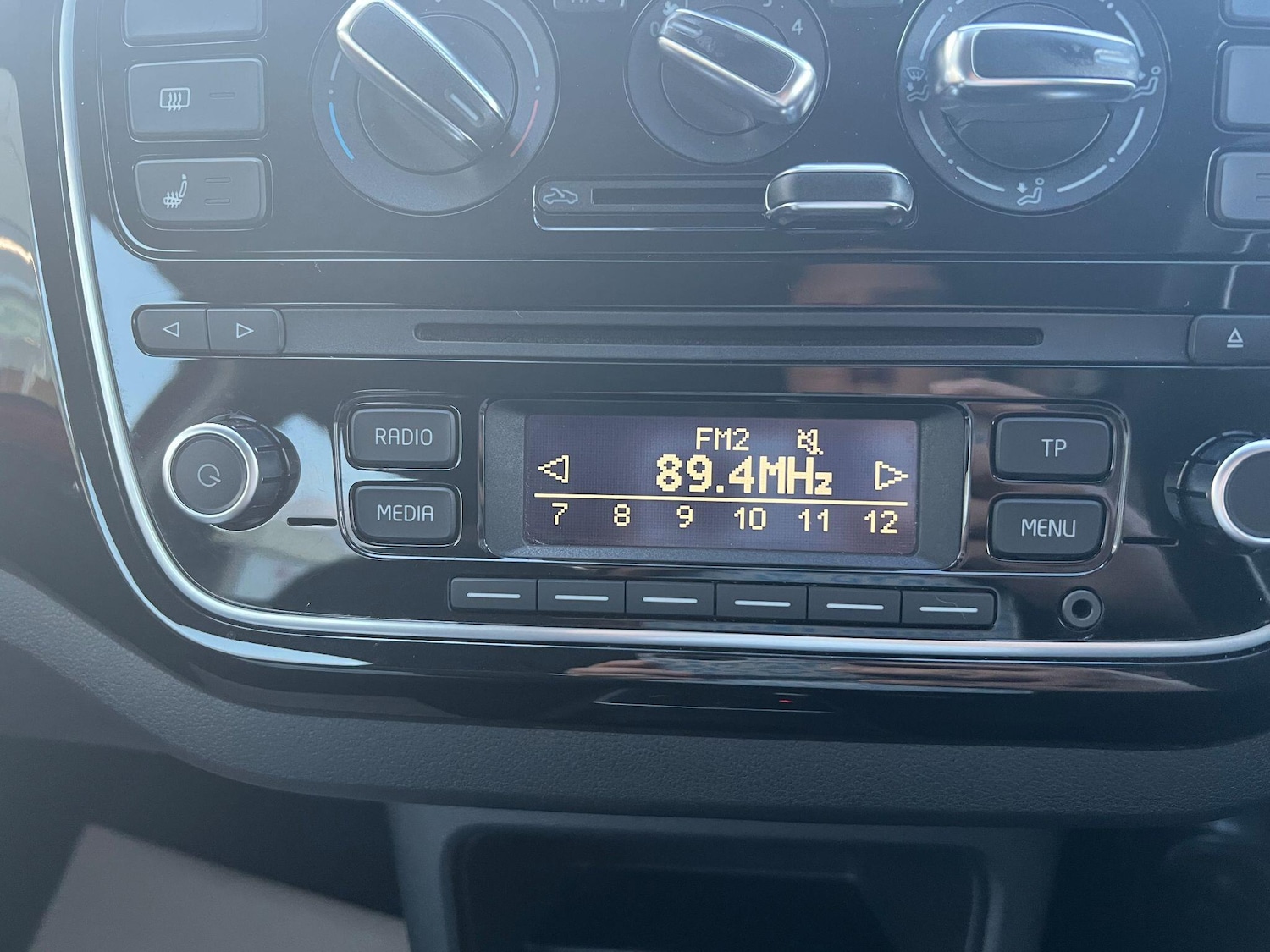 Used Volkswagen up! 2014 for sale - 77132056: Photo 16