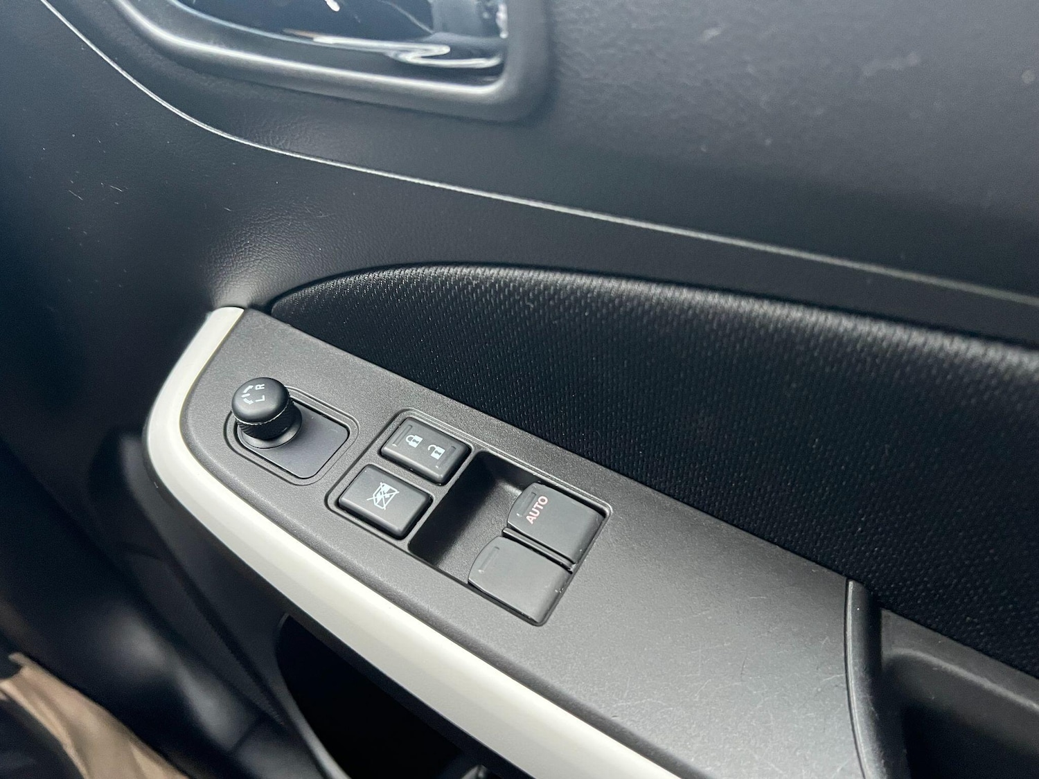 Used Suzuki Swift 2024 for sale - 77253852: Photo 12