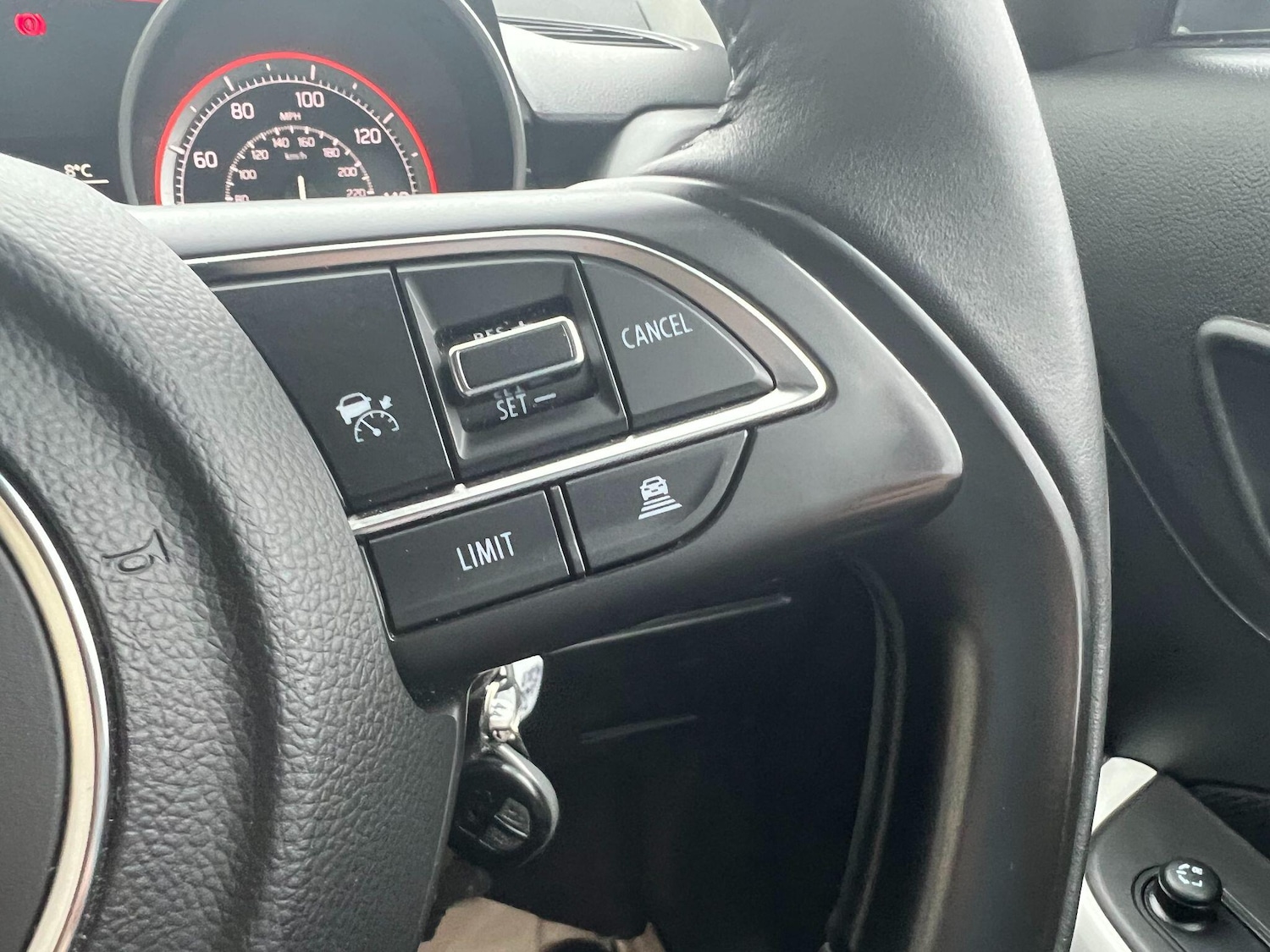 Used Suzuki Swift 2024 for sale - 77253852: Photo 13