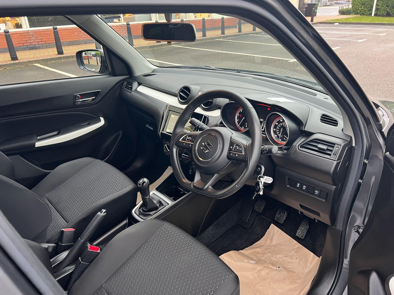 Used Suzuki Swift 2024 for sale - 77253852: Photo 9