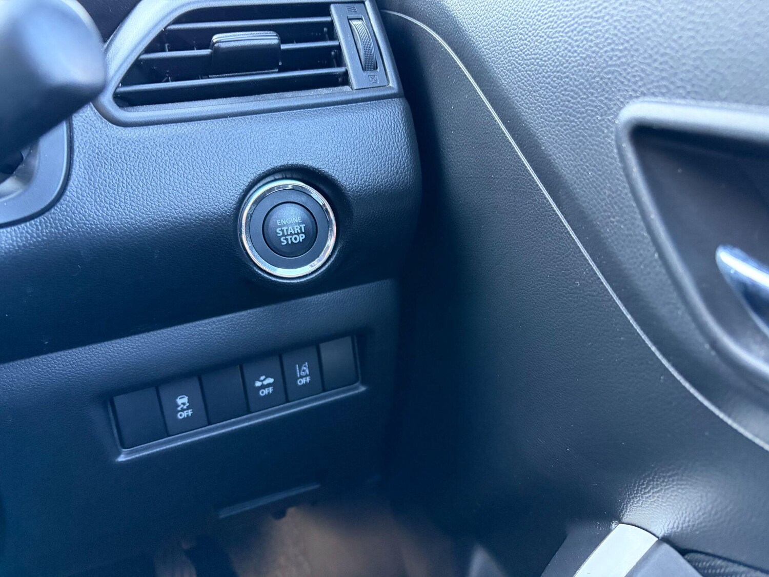 Used Suzuki Swift 2018 for sale - 78171155: Photo 14