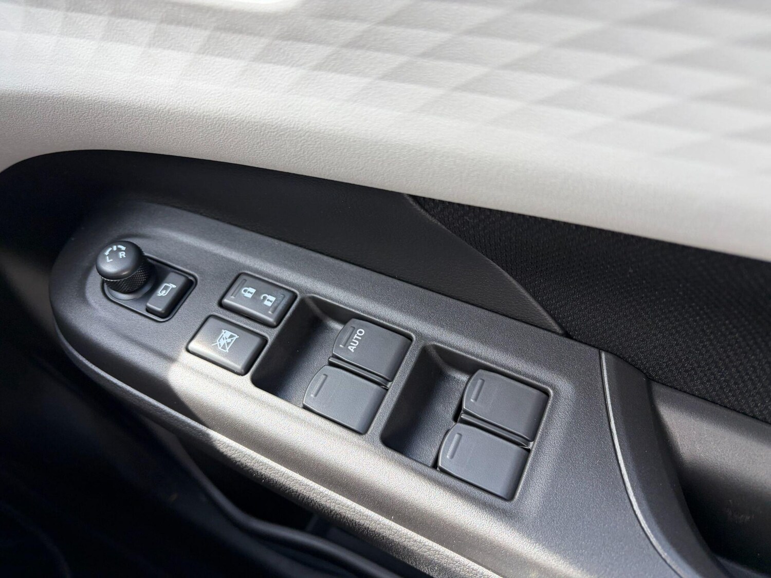 Used Suzuki Swift for sale - 78214143: Photo 11