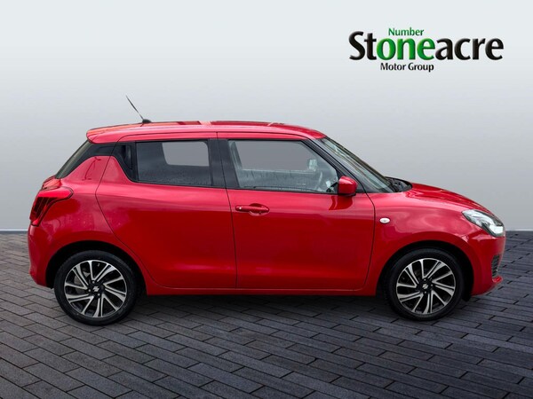 Used Suzuki Swift 2022 for sale - 76239142: Photo 2