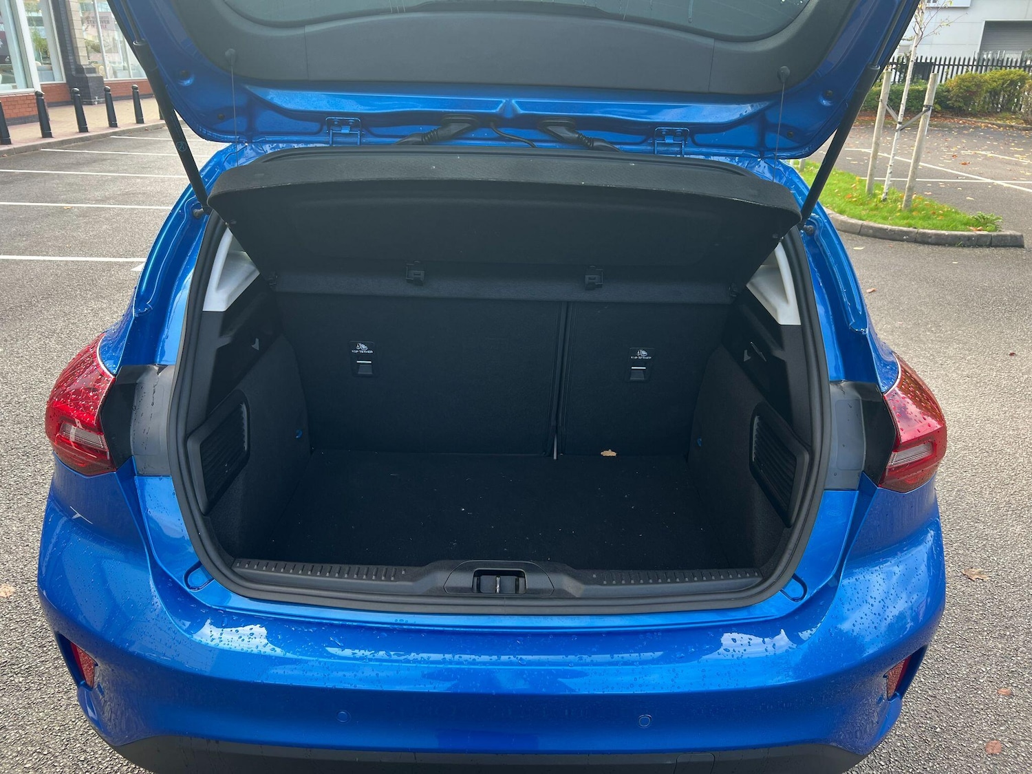 Used Ford Focus 2023 for sale - 76440527: Photo 12