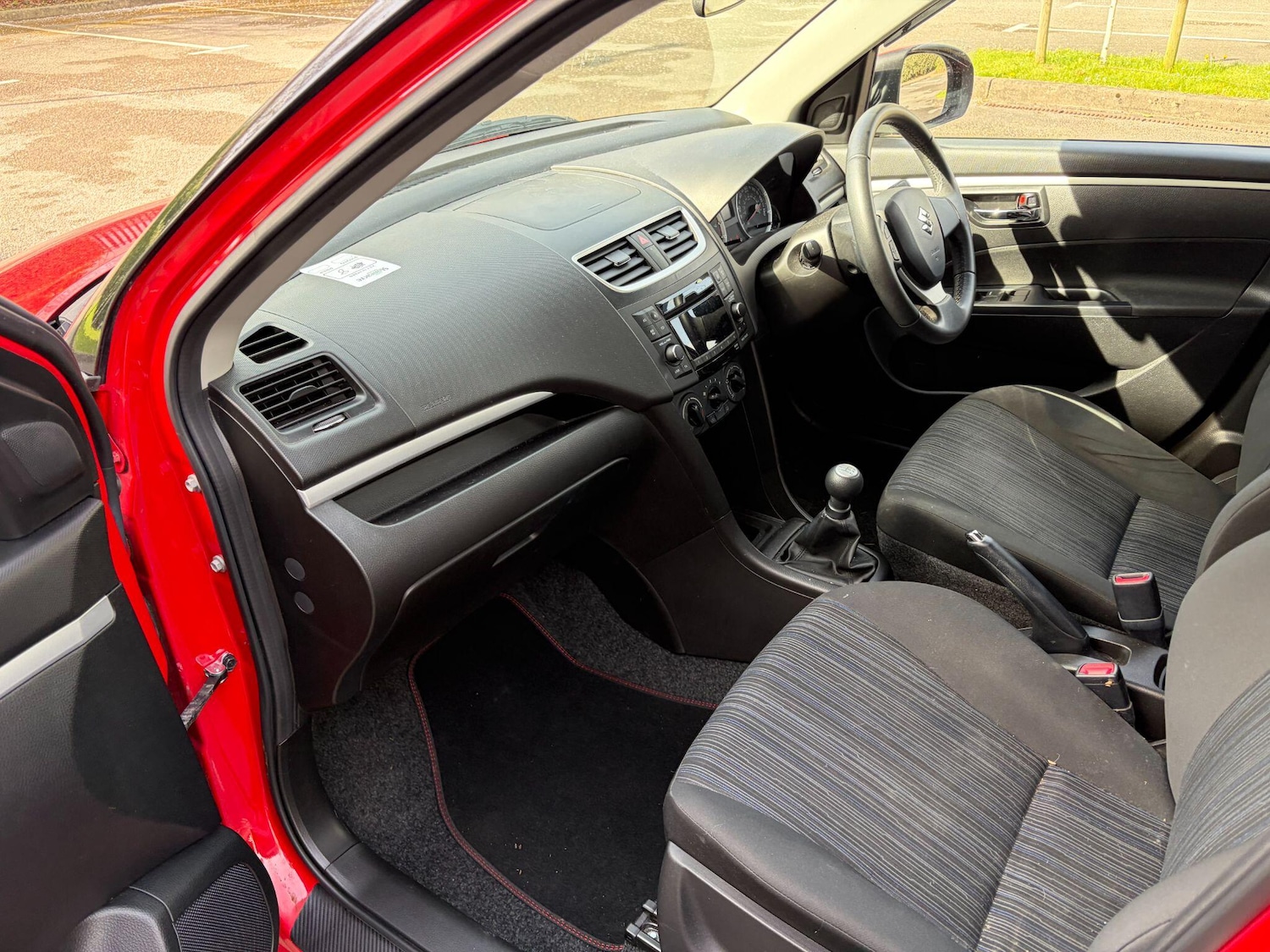 Used Suzuki Swift 2015 for sale - 78204609: Photo 15