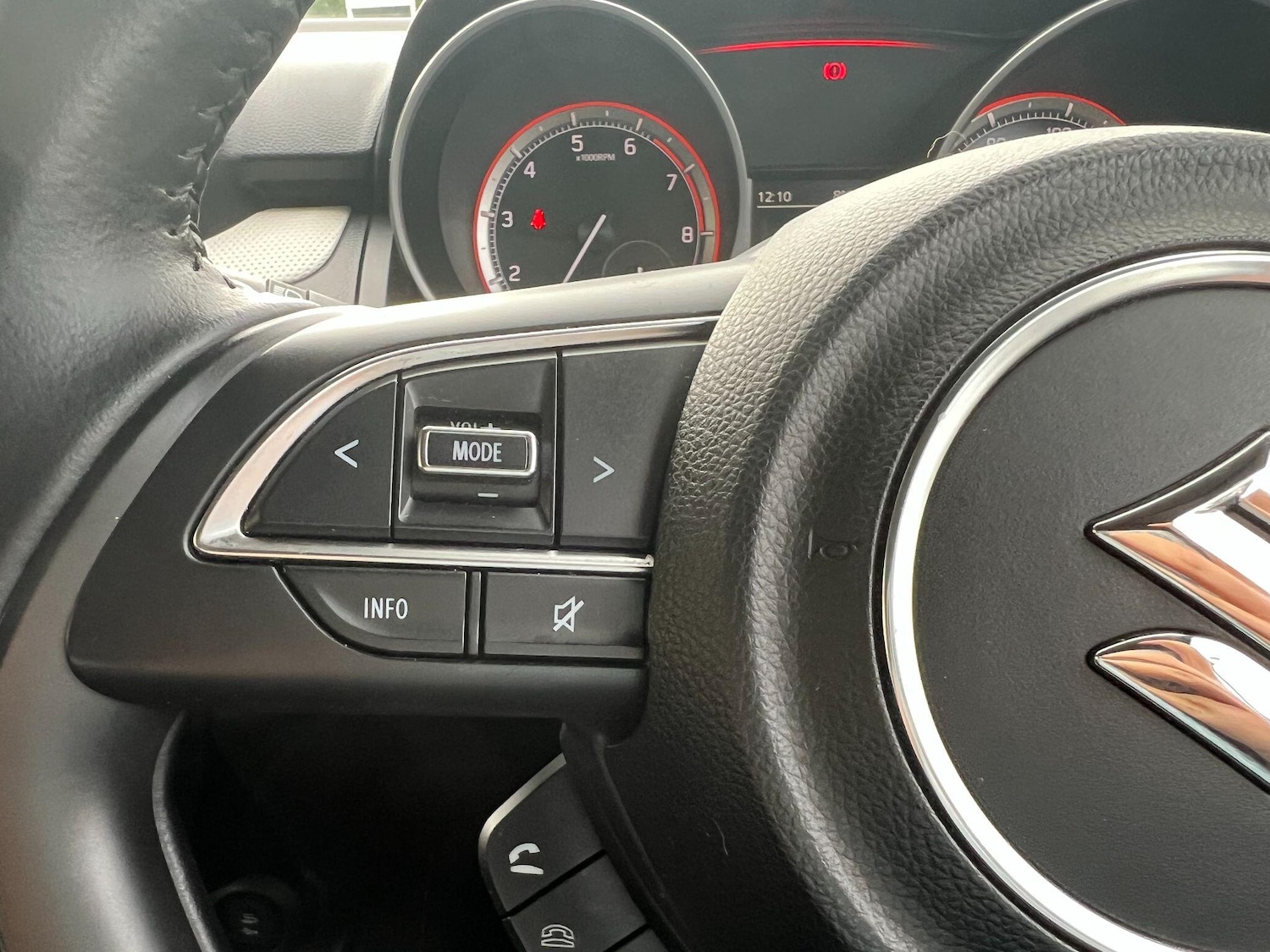 Used Suzuki Swift 2022 for sale - 77412178: Photo 13