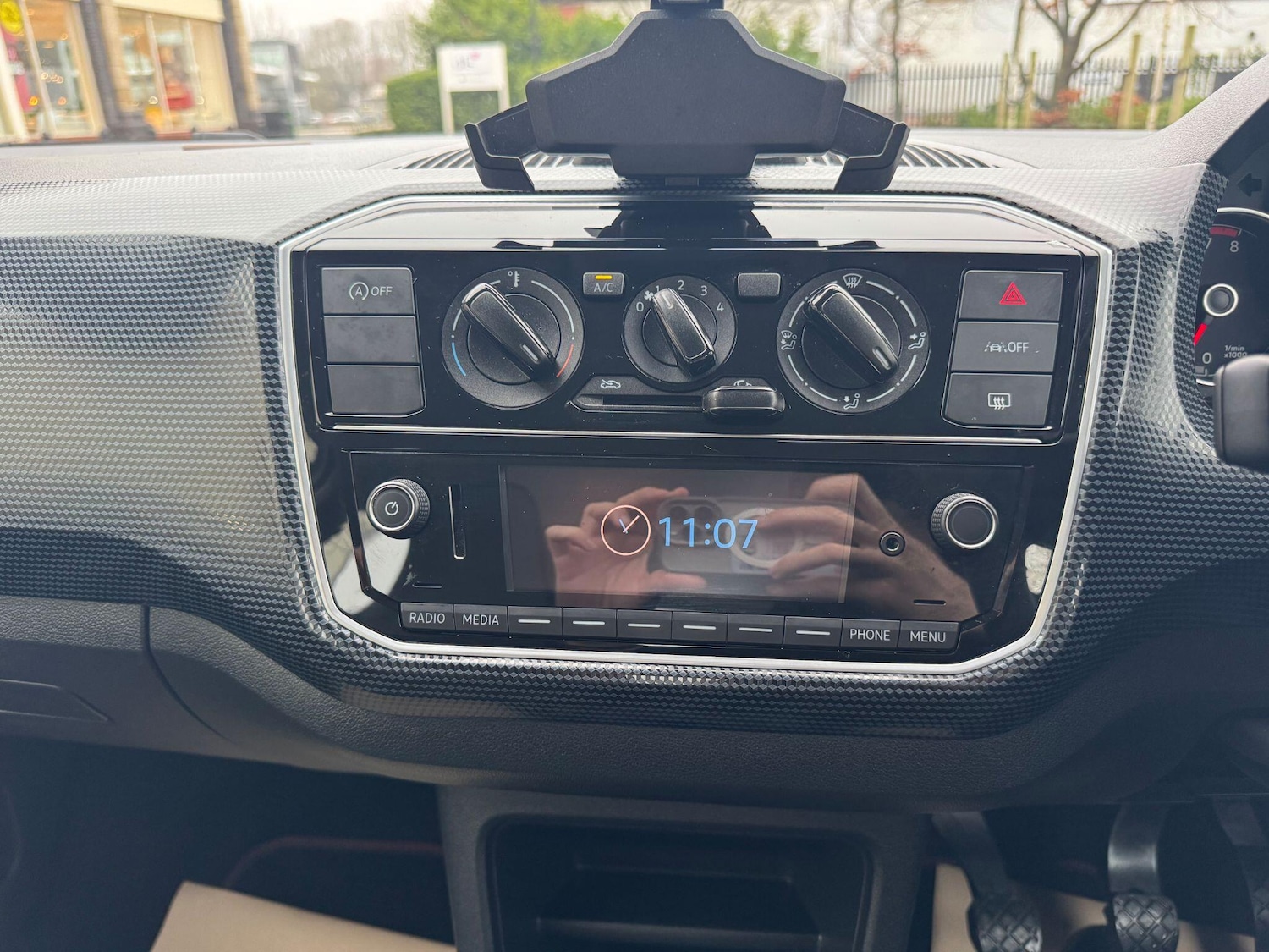 Used Volkswagen up! 2023 for sale - 77156768: Photo 18