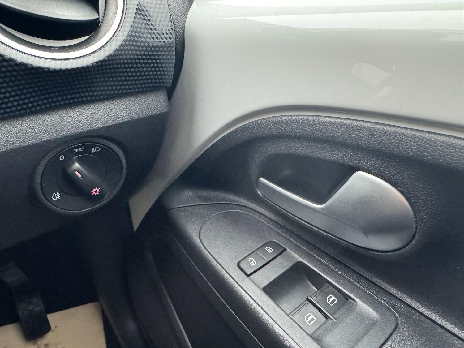 Used Volkswagen up! 2023 for sale - 77156768: Photo 19