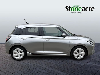 Used Suzuki Swift 2024 for sale - 75646938: Photo