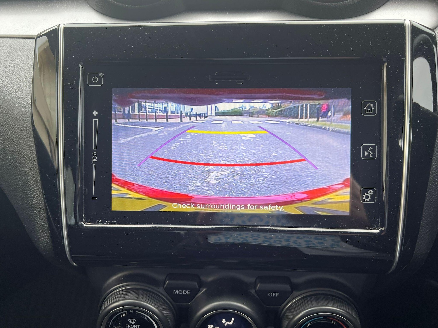 Used Suzuki Swift 2023 for sale - 76513410: Photo 17