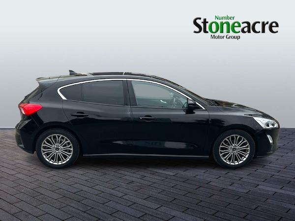 Used Ford Focus 2018 for sale - 76239203: Photo 2