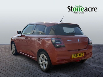Used Suzuki Swift 2024 for sale - 78448021: Photo