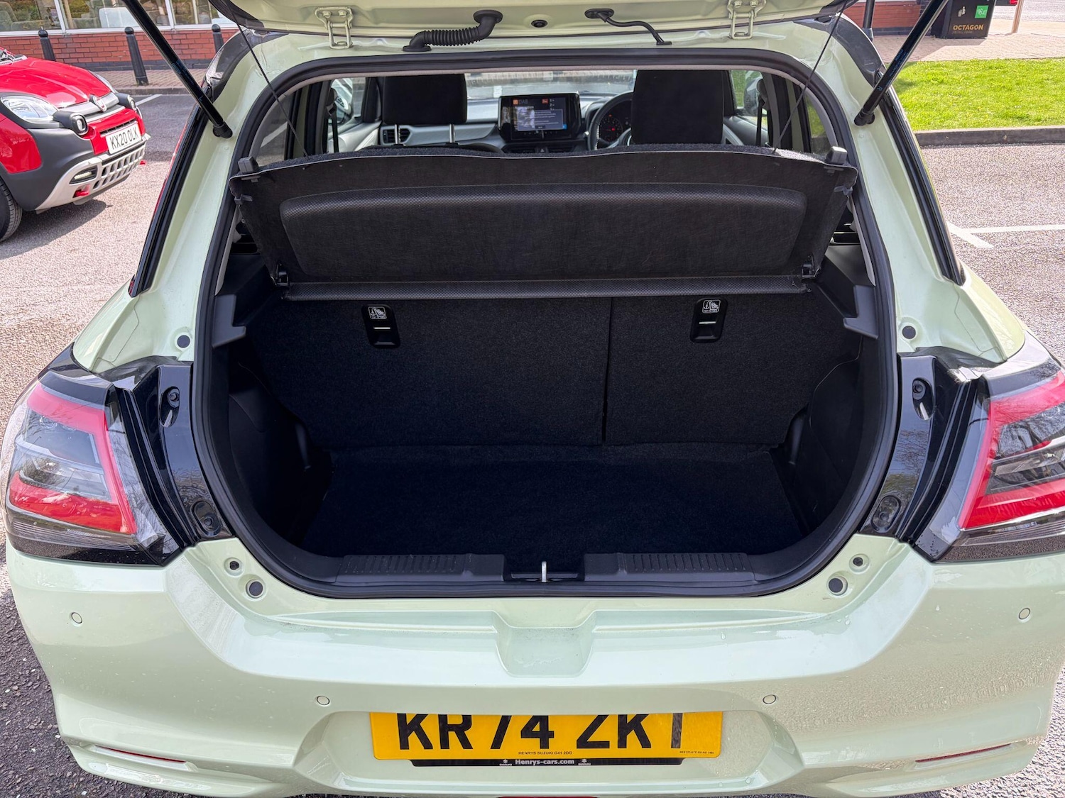 Used Suzuki Swift 2024 for sale - 78204408: Photo 18