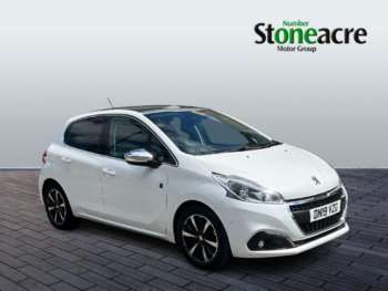 2019 (19) - 1.2 PureTech Tech Edition Hatchback 5dr Petrol Manual Euro 6 (s/s) (110 ps)