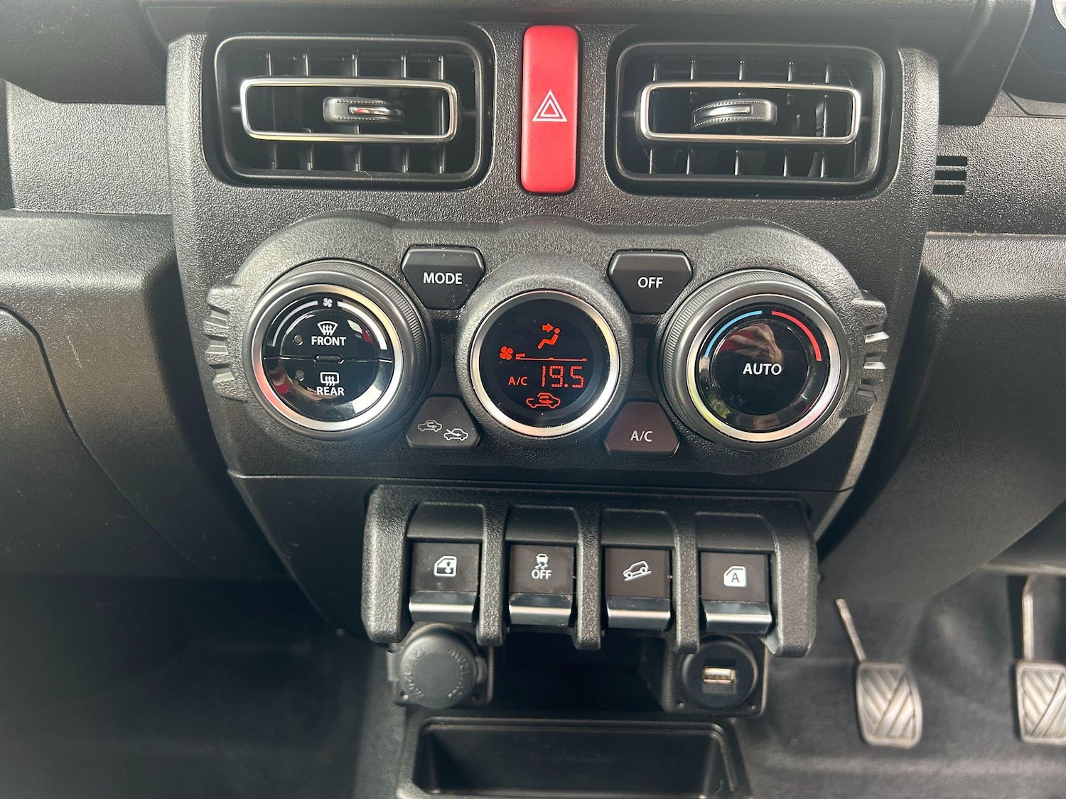 Used Suzuki Jimny 2020 for sale - 76472315: Photo 14