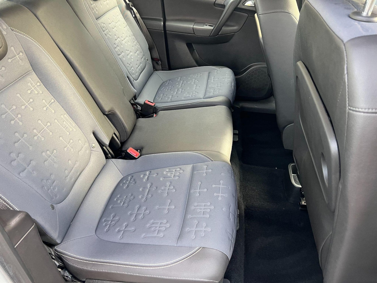 Used Vauxhall Meriva 2018 for sale - 76965313: Photo 11