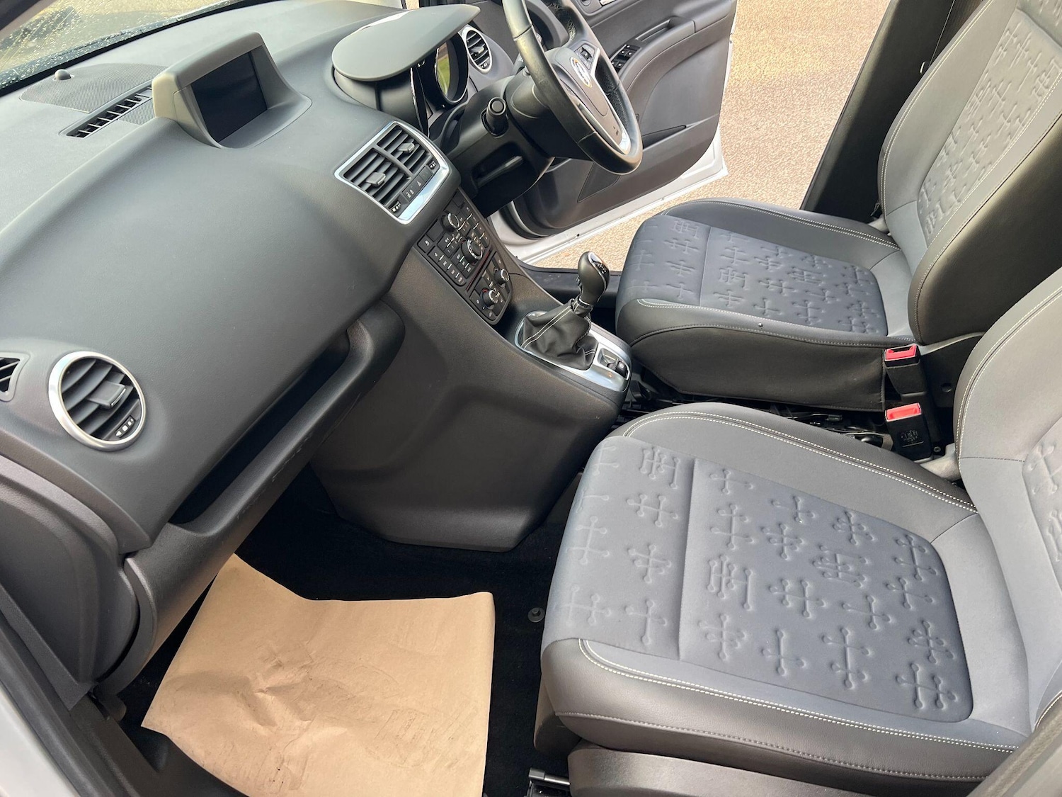 Used Vauxhall Meriva 2018 for sale - 76965313: Photo 19