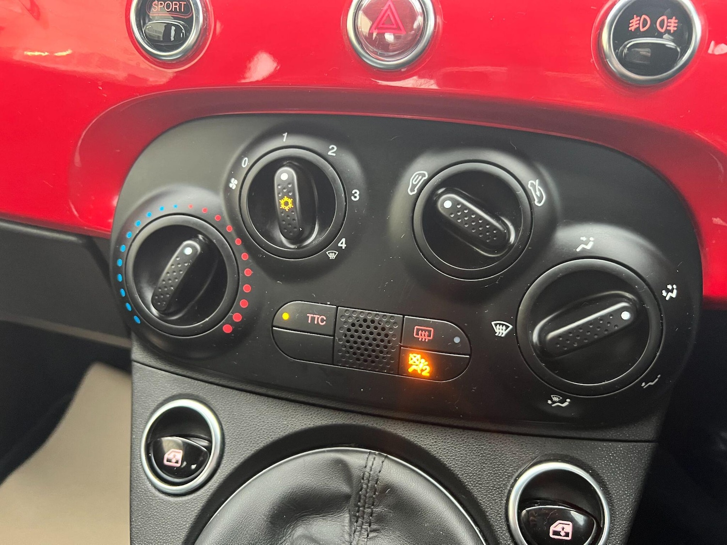 Used Abarth 595 2019 for sale - 76975629: Photo 16