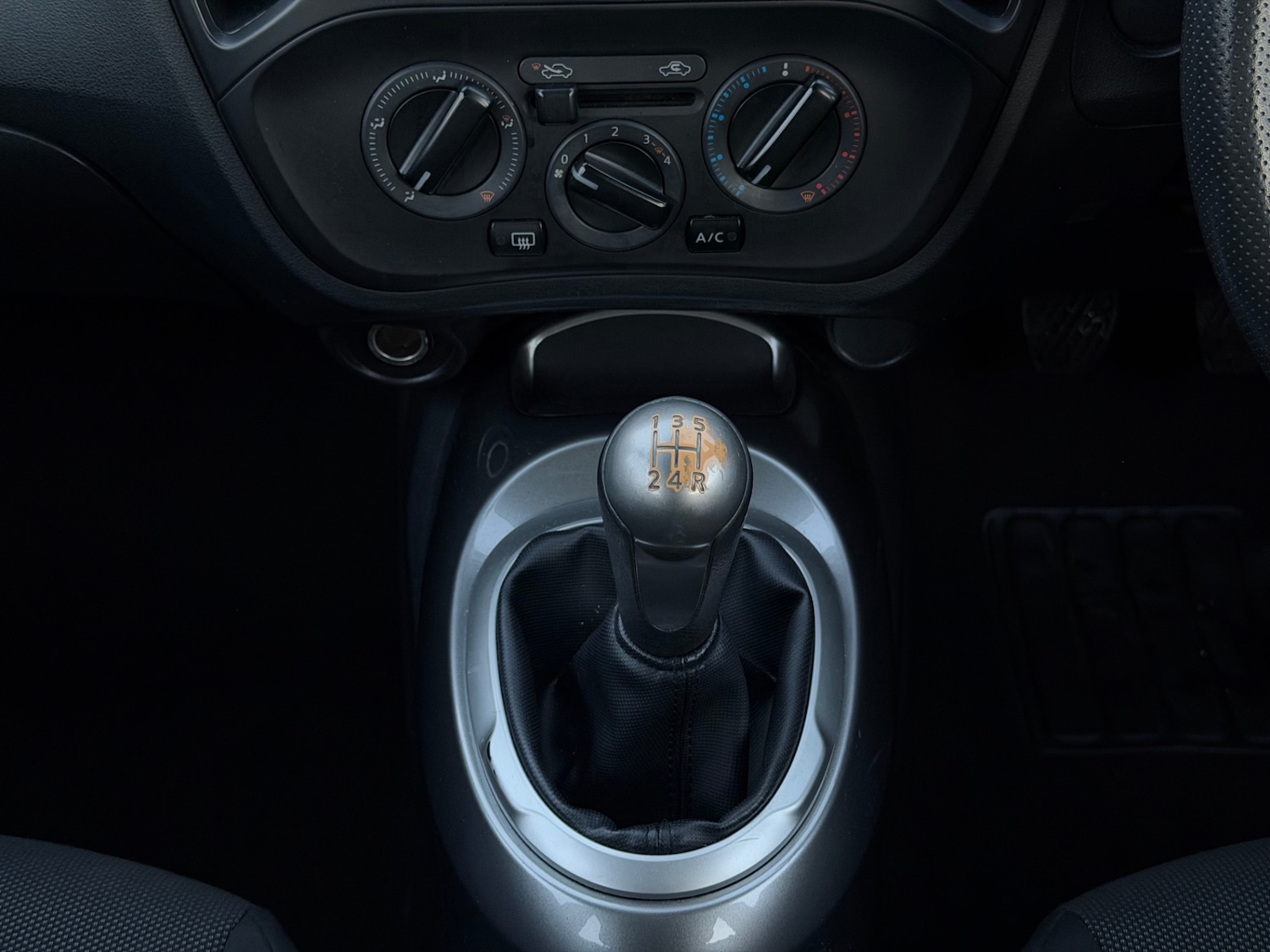 Used Nissan Juke 2011 for sale - 76765077: Photo 24