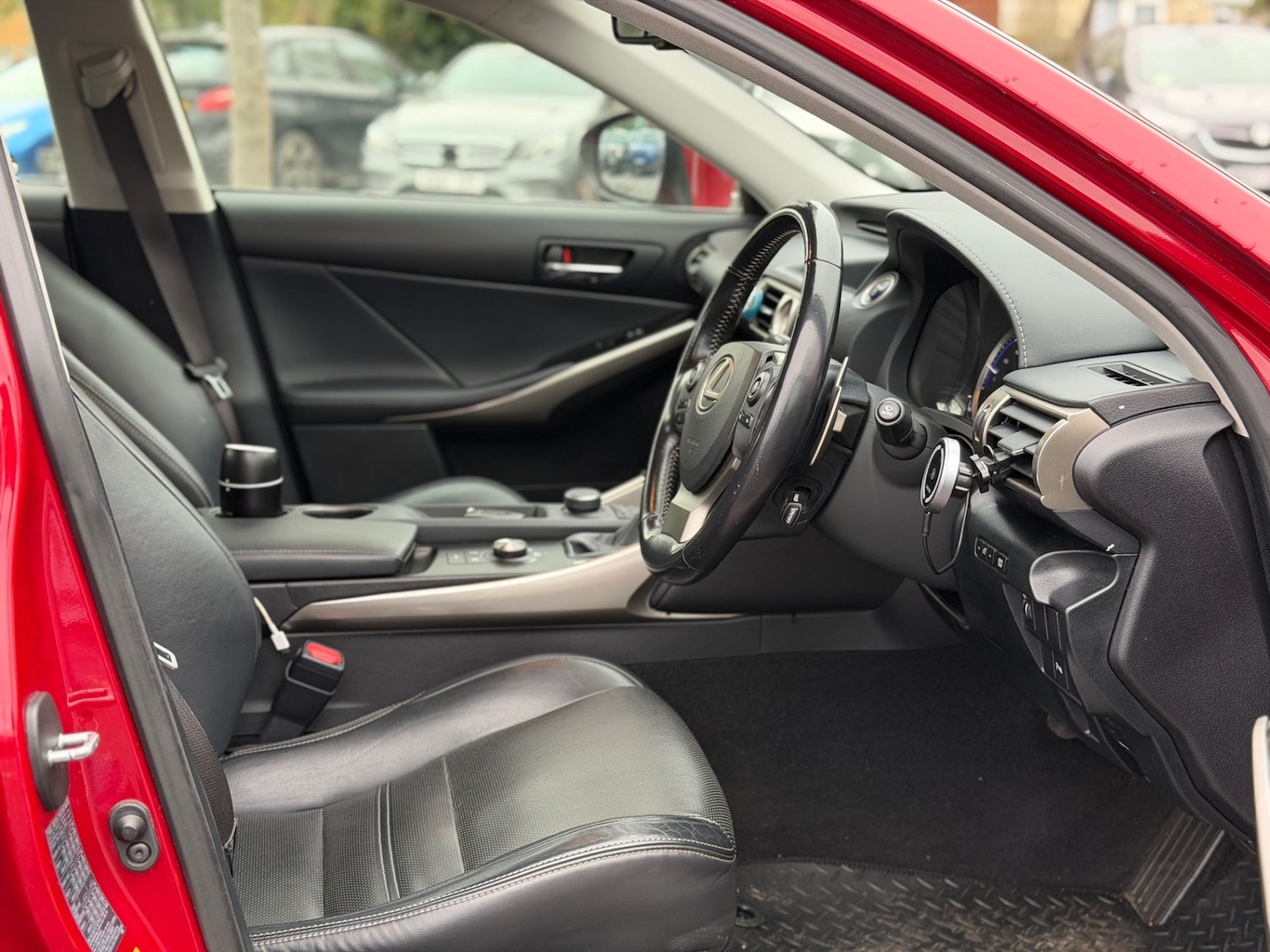 Used Lexus IS 2015 for sale - 76766538: Photo 18