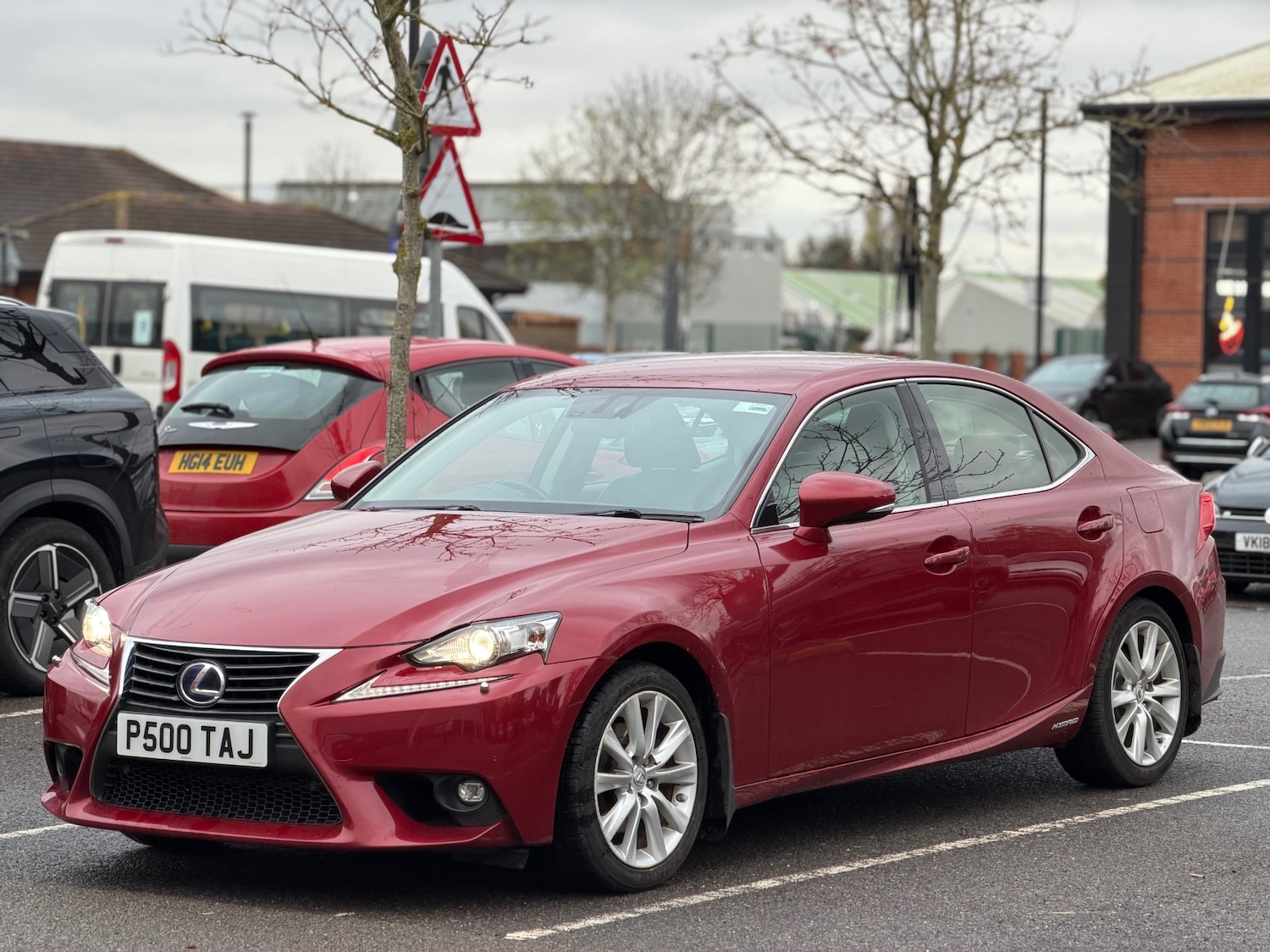 Used Lexus IS 2015 for sale - 76766538: Photo 2