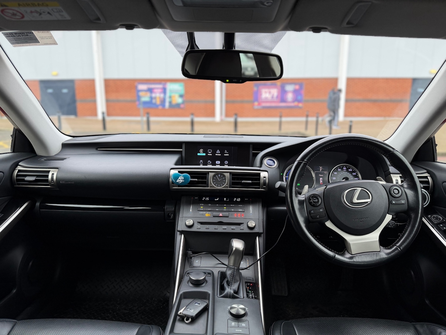 Used Lexus IS 2015 for sale - 76766538: Photo 27