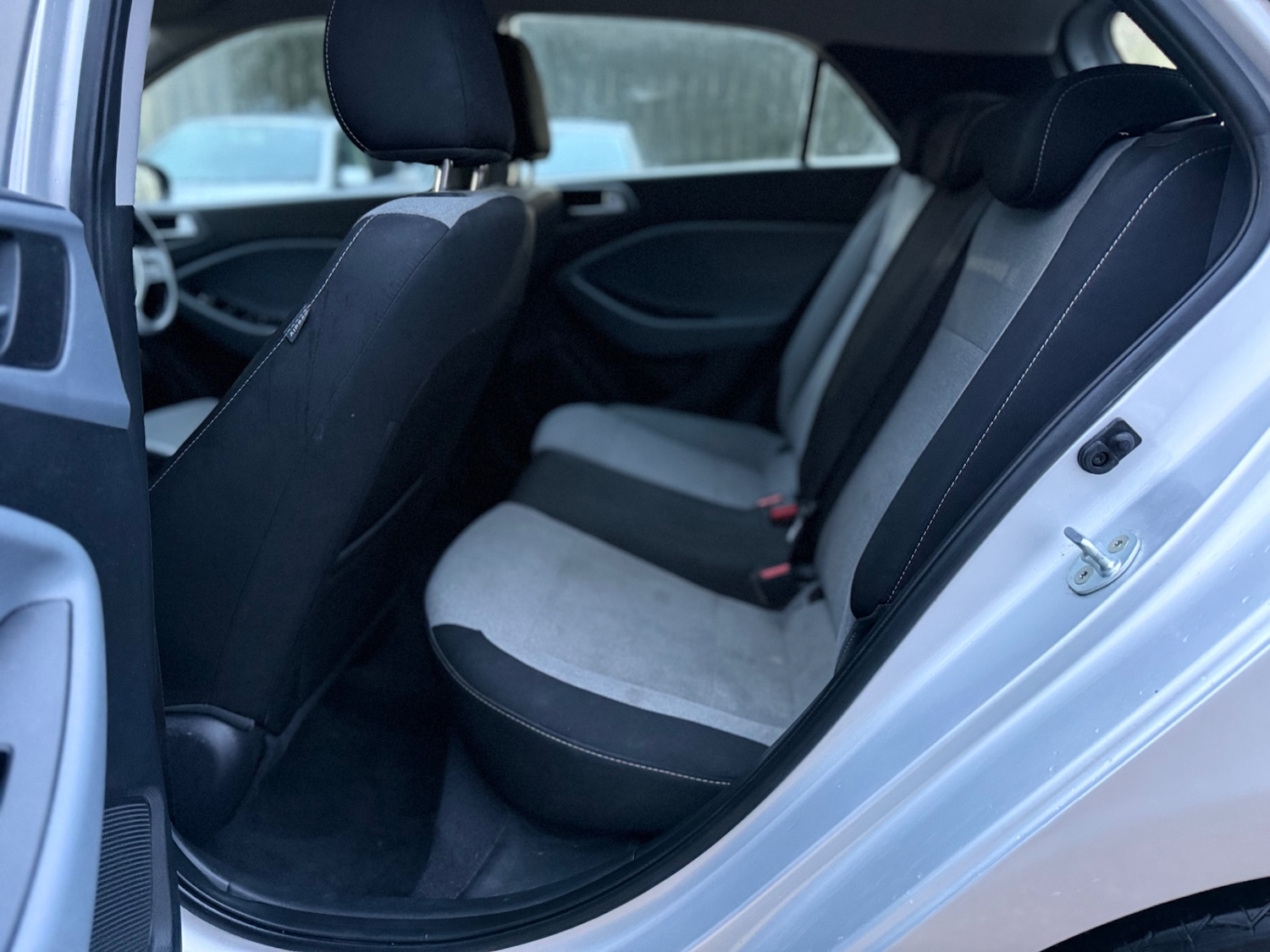 Used Hyundai i20 2015 for sale - 76766521: Photo 16