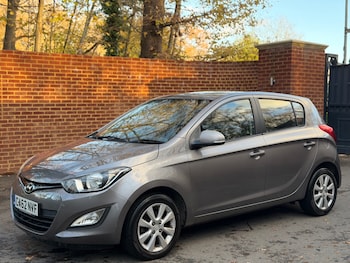 Used Hyundai i20 2013 for sale - 76766039: Photo