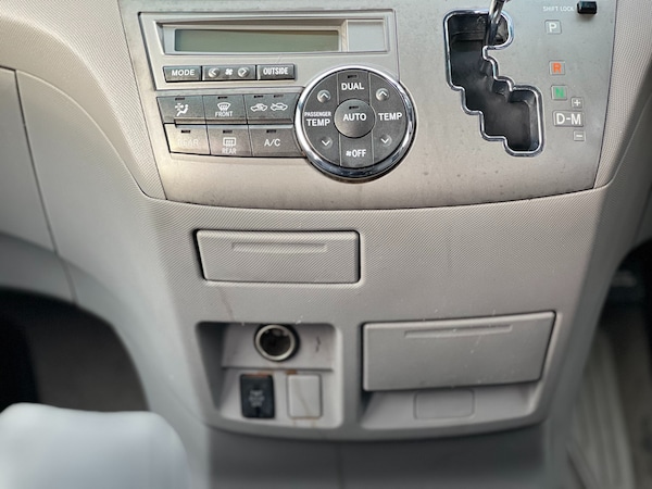 Used Toyota Estima 2008 for sale - 75220204: Photo 18