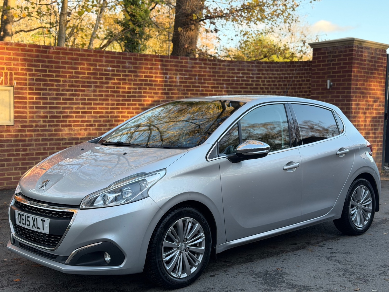 Used Peugeot 208 2015 for sale - 76766067: Photo 10