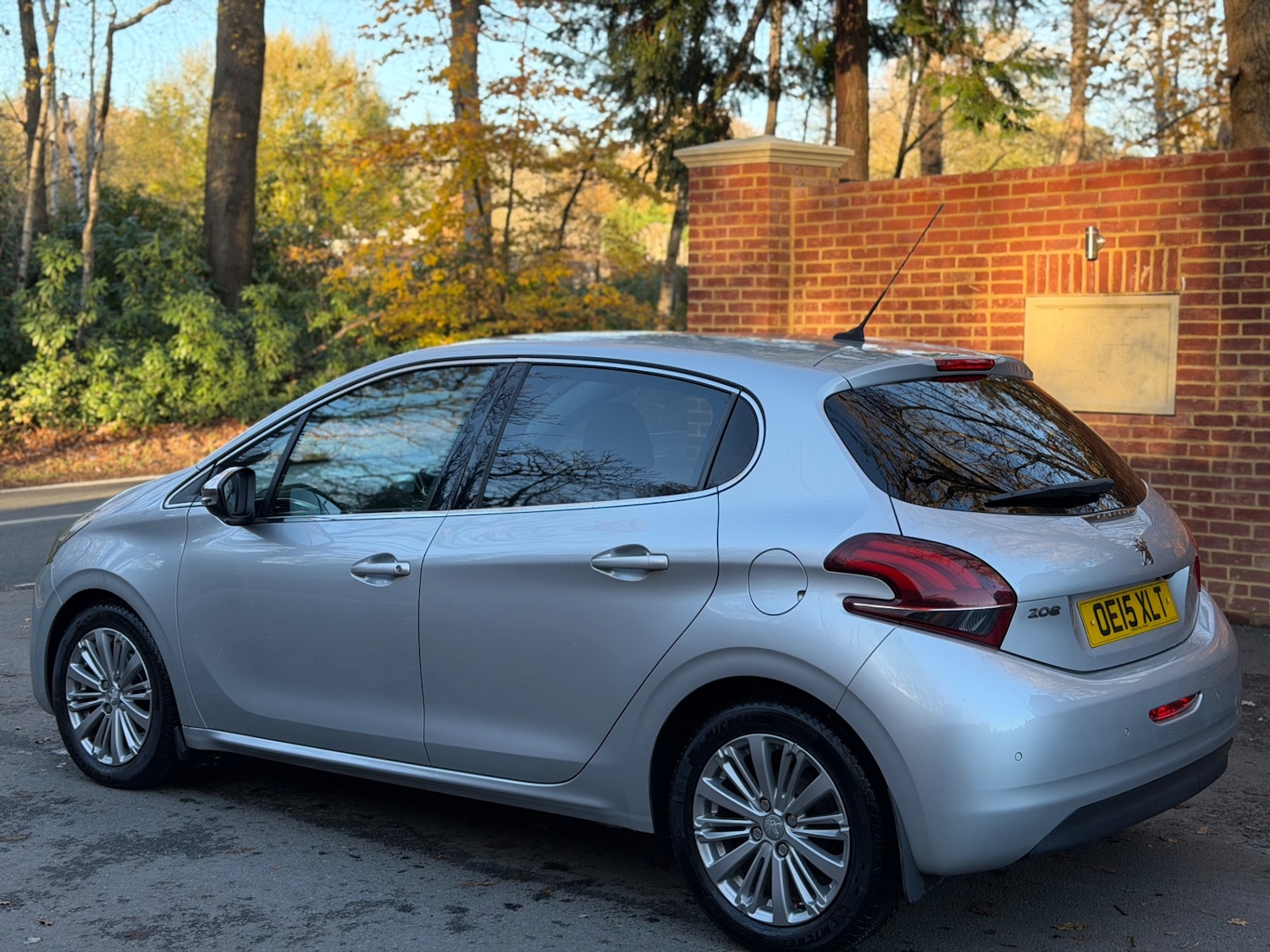 Used Peugeot 208 2015 for sale - 76766067: Photo 12