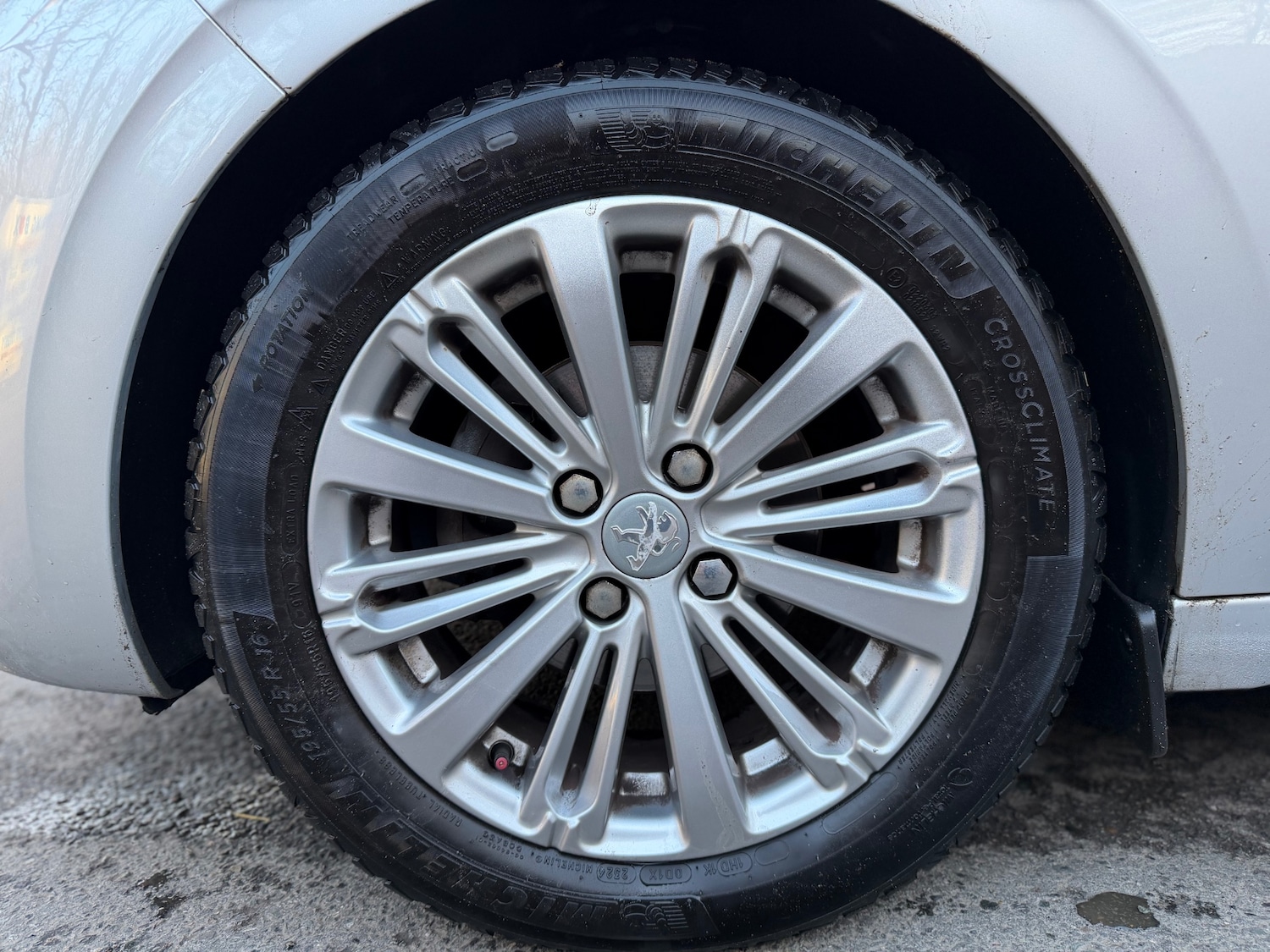 Used Peugeot 208 2015 for sale - 76766067: Photo 17