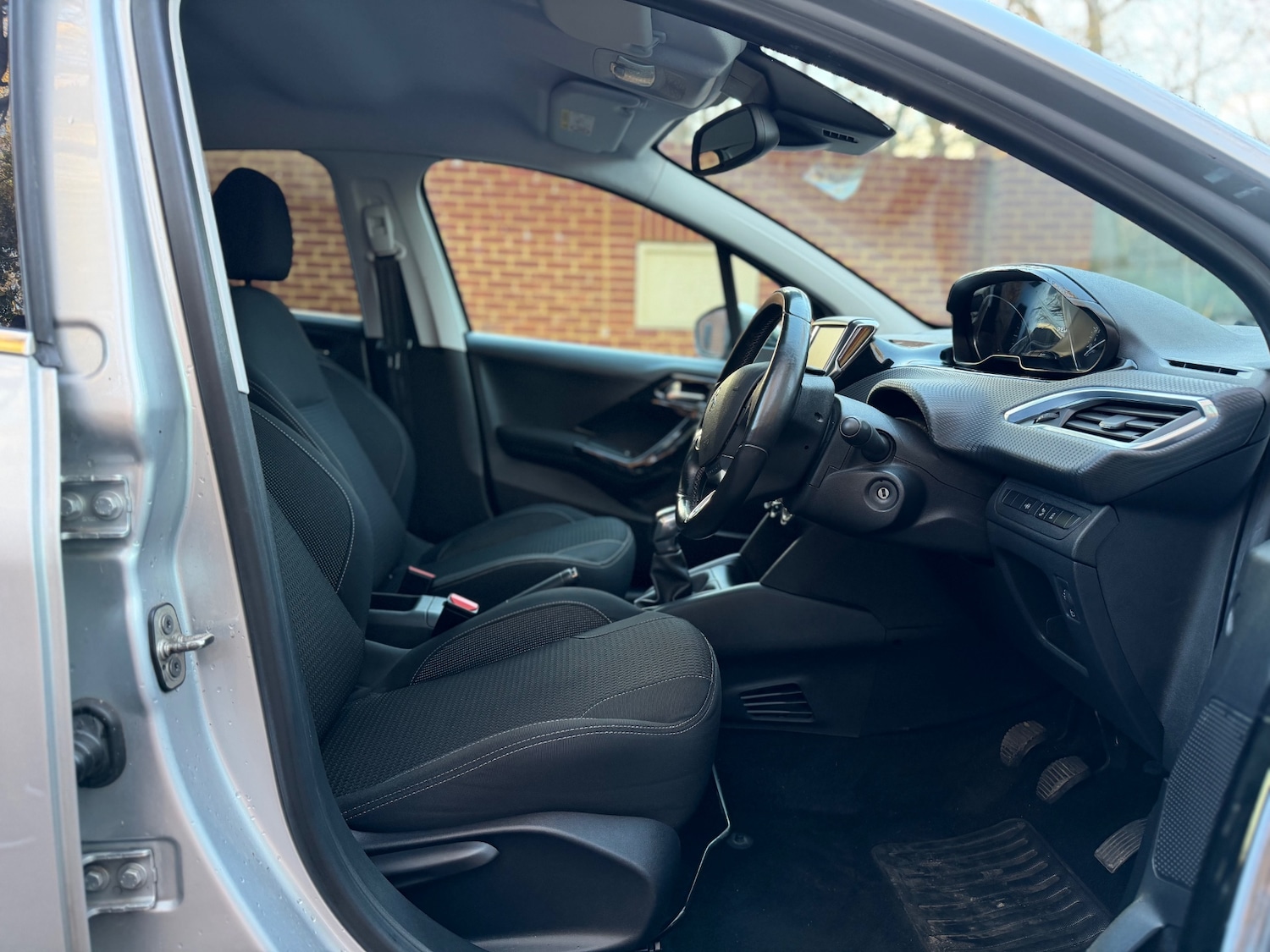 Used Peugeot 208 2015 for sale - 76766067: Photo 19