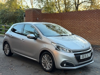 Used Peugeot 208 2015 for sale - 76766067: Photo