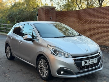 Used Peugeot 208 2015 for sale - 76766067: Photo