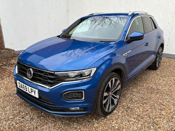 Used Volkswagen T-Roc 2019 for sale - 77027256: Photo