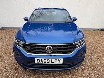 Used Volkswagen T-Roc 2019 for sale - 77027256: Photo