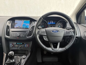 Used Ford Focus 2015 for sale - 78575280: Photo
