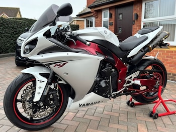 Used Yamaha R1 2009 for sale - bike-77849976: Photo