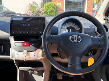 Used Toyota AYGO 2010 for sale - 78748917: Photo