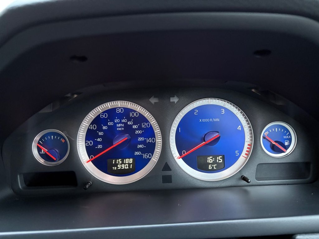 Used Volvo XC90 2014 for sale - 77507838: Photo 23