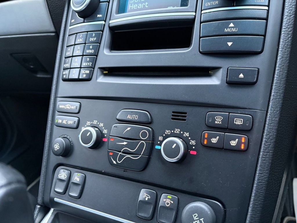 Used Volvo XC90 2014 for sale - 77507838: Photo 35