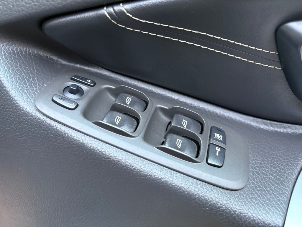 Used Volvo XC90 2014 for sale - 77507838: Photo 42