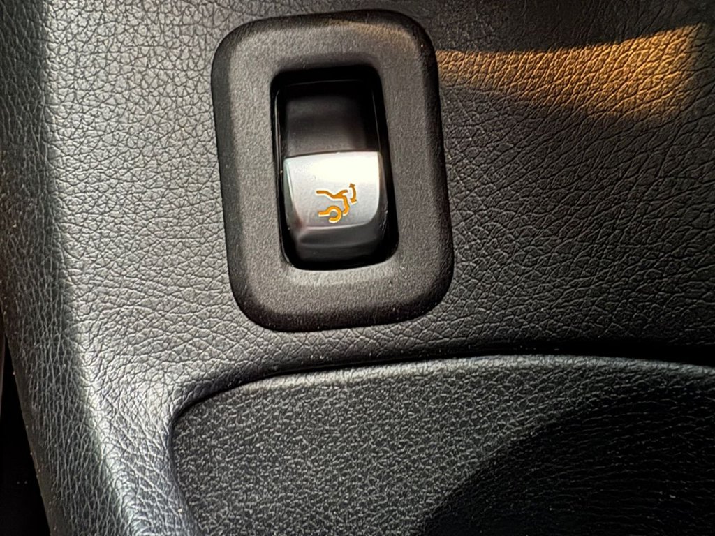 Used Mercedes-Benz C Class 2016 for sale - 77027120: Photo 14