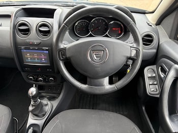 Used Dacia Duster 2016 for sale - 78658304: Photo
