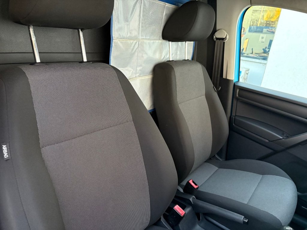 Used Volkswagen Caddy Maxi 2015 for sale - 77027084: Photo 10