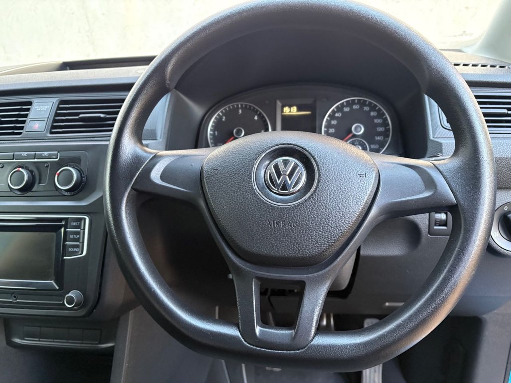 Used Volkswagen Caddy Maxi 2015 for sale - 77027084: Photo 16